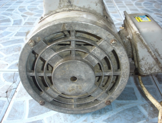 ขายมอเตอร์mitsubishi  1.5hp ไฟ 220v 1430 รอบ