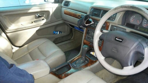 VOLVO S70 สวยๆพร้อมใช้ ขับดีมาก VOLVO S70 สวยๆพร้อมใช้ ขับดีมาก