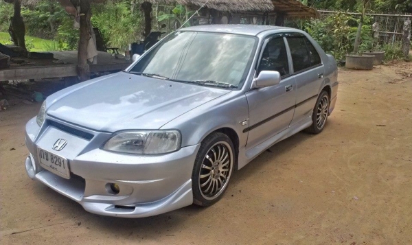 ขายรถสวยๆสักคันครับพร้อมใช้ขับหล่อๆเลย