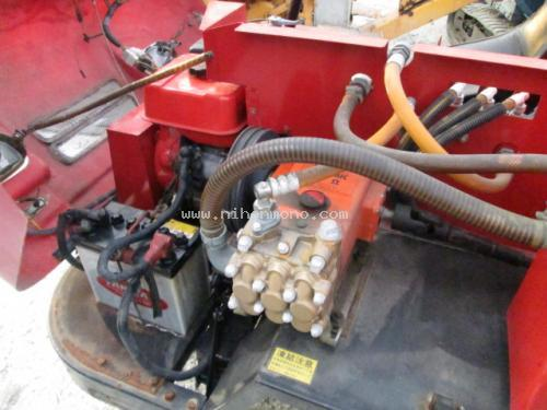 รถพ่นยา!!! รหัสสินค้า : 14001729 ยี่ห้อ : YANMAR รุ่น : SSV-526F