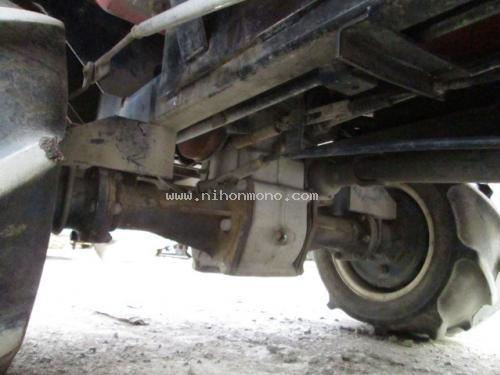 รถพ่นยา!!! รหัสสินค้า : 14001729 ยี่ห้อ : YANMAR รุ่น : SSV-526F