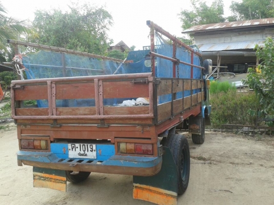 รถอีเเต๋น เครื่องยันม่าร์ 14 แรง คันซียาว เกียร์รถกระบะ เดินหน้า 5 เกียร์ ถอยหลัง 1 เกียร์  ช่วงล่างเเน่น สนใจโทรมาน่ะครับ