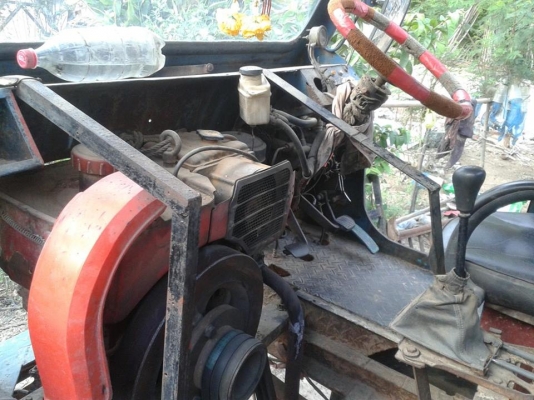 รถอีเเต๋น เครื่องยันม่าร์ 14 แรง คันซียาว เกียร์รถกระบะ เดินหน้า 5 เกียร์ ถอยหลัง 1 เกียร์  ช่วงล่างเเน่น สนใจโทรมาน่ะครับ