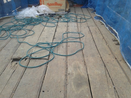 รถอีเเต๋น เครื่องยันม่าร์ 14 แรง คันซียาว เกียร์รถกระบะ เดินหน้า 5 เกียร์ ถอยหลัง 1 เกียร์  ช่วงล่างเเน่น สนใจโทรมาน่ะครับ