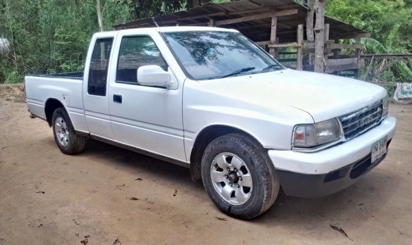 ขายรถพร้อมใช้งานกระจกไฟฟ้าปรับข้างไฟฟ้าพวงมาลัยพาวเวอร์ราคาแสนนิดๆ