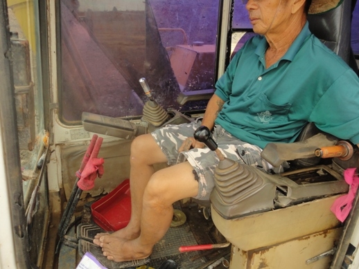 ขายKOMATSU PC120-5 คอนโทรนสั้น ขายKOMATSU PC120-5 คอนโทรนสั้น