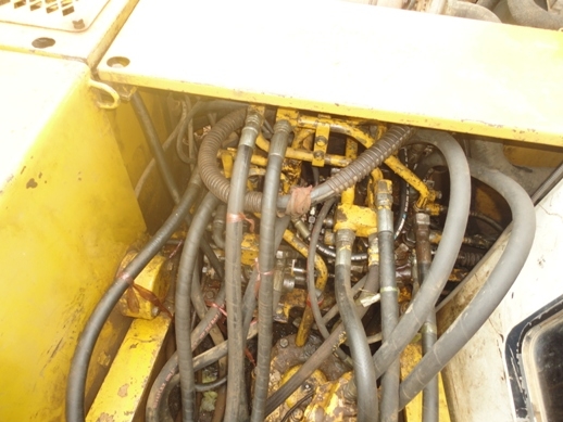 ขายKOMATSU PC120-5 คอนโทรนสั้น ขายKOMATSU PC120-5 คอนโทรนสั้น