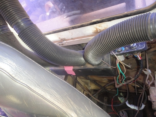 ขายKOMATSU PC120-5 คอนโทรนสั้น ขายKOMATSU PC120-5 คอนโทรนสั้น