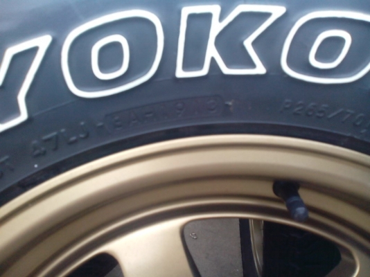 ขายยางYokohama at/s พร้อมล้อte37x สภาพสวยๆ