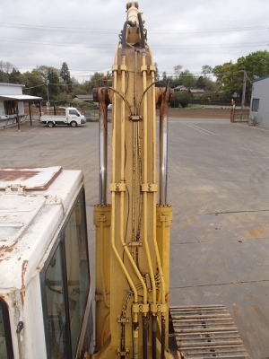 ขายด่วน KOMATSU PC120-5  อาร์พิเศษ  แทรค 70  นำเข้าจากญี่ปุ่ีนยังไม่ผ่านการใช้งานในไทย สภาพสวย