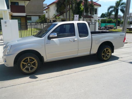 ขาย ISUZU D-MAX SPACE CAB (SUPER PLASTINUM) เครื่องเดิม ช่วงล่างดี สีเดิมทั้งคัน แต่งแมกซ์ 17 นิ้ว