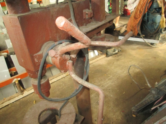 แท่นสว่าน มือสอง สภาพตามรูป