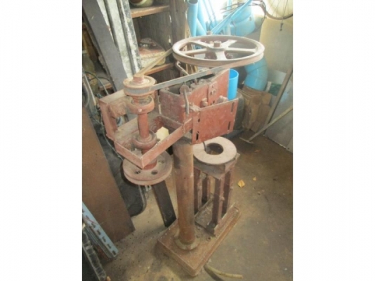 แท่นสว่าน มือสอง สภาพตามรูป