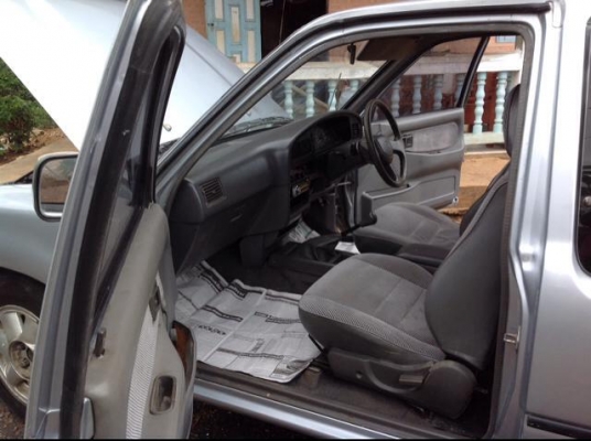 ไมตี้เอ็กปี 95 โปร่งหน้า+หลัง เครื่อง 2L 2500 ซีีซี พวงมาลัยเพาเวอร์โรงงาน เดิมๆพร้อมใช้ ไมตี้เอ็กปี 95 โปร่งหน้า+หลัง เครื่อง 2L 2500 ซีีซี พวงมาลัยเพาเวอร์โรงงาน เดิมๆพร้อมใช้