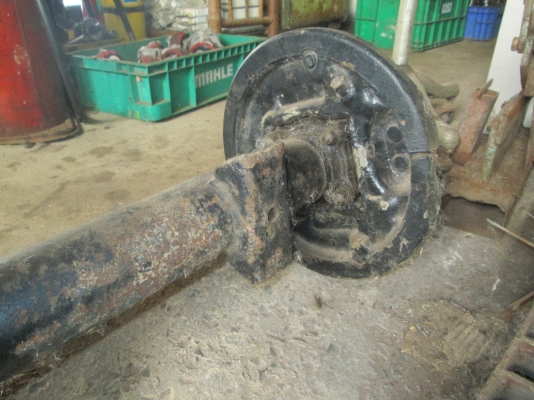 คาน Nissan 720