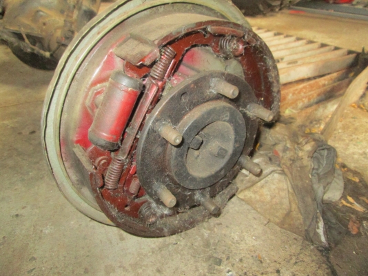 คาน Nissan 720