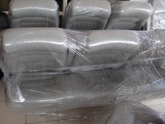 ขาย  เบาะวีไอพี ใส่รถตู้ตัวใหม่ 9 ที่นั่ง