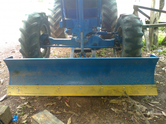 FORD 6610 สองเพลาพร้อมใช้งาน+อุปกรณ์3ชิ้นพร้อมลุยงาน FORD 6610 สองเพลาพร้อมใช้งาน+อุปกรณ์3ชิ้นพร้อมลุยงาน