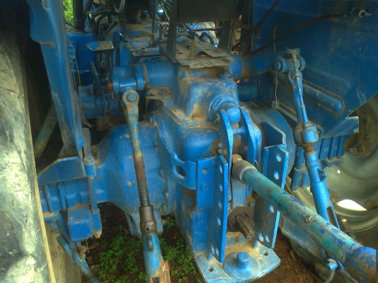 FORD 6610 สองเพลาพร้อมใช้งาน+อุปกรณ์3ชิ้นพร้อมลุยงาน FORD 6610 สองเพลาพร้อมใช้งาน+อุปกรณ์3ชิ้นพร้อมลุยงาน