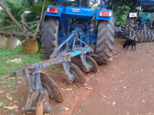 FORD 6610 สองเพลาพร้อมใช้งาน+อุปกรณ์3ชิ้นพร้อมลุยงาน FORD 6610 สองเพลาพร้อมใช้งาน+อุปกรณ์3ชิ้นพร้อมลุยงาน