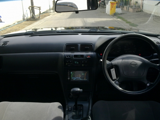 nissan cerfiro a32  แก็สแล้ว ไม่แพง รถพร้อมใช้ ออฟชั่นค