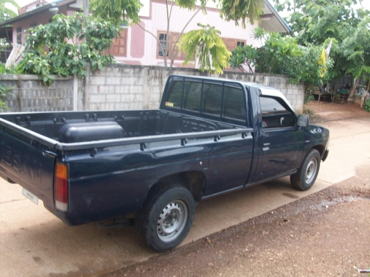 กระบะพร้อมใช้งาน บิกเอ็ม ฝาแดง  แอร์หนาว สวยครับ