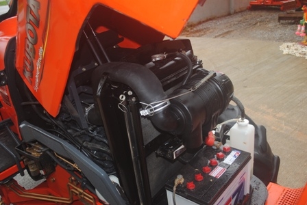 ขายรถไถ Kubota L 3608 (4WD) พร้อมดันหน้าช้างและผาน 6ตราช้าง