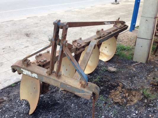 ขายผานบุก 4  ใบ ของ CMT สภาพดี เดิมๆพร้อมใช้งาน