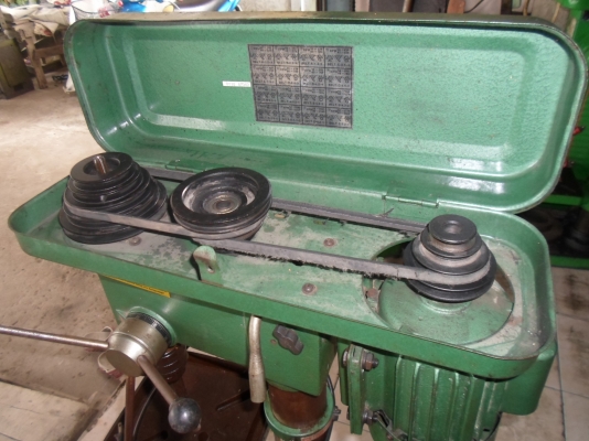 แท่นเจาะ สูงประมาณ 1 เมตร สภาพสวย เหมือนใหม่ พร้อมใช้งาน ไฟบ้าน 5,500