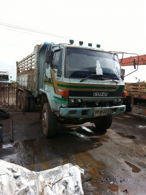 ขายด่วน10ล้อISUZU 240 2เพลาดั๊มเครื่องเดิมเกียร์อิตัน คัชชีดีช่วงล่างดี2เ         2เพลา รถพร้อมใช้