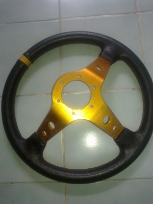 พวงมาลัยก้านยก ขายแล้วนะครับ พวงมาลัยก้านยก ขายแล้วนะครับ