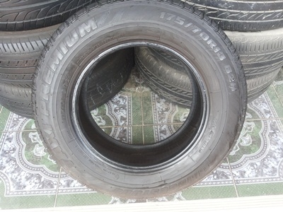 ขายยาง175/70/13 ปี 2611 BRIDGESTONE 1 ชุด