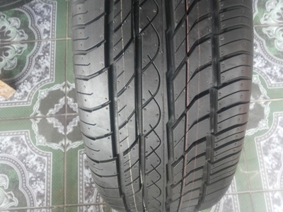 ขายยางใหม่ 215/45/17 ปี 13 Vee Rubber (Thai)