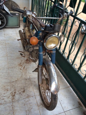 ขาย A100 ราคา 3200 บาทครับ