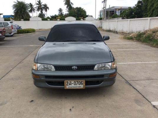 ขายรถบ้าน โตโยต้า โคโรล่า สามห่วง ปี95 เครื่องเดิม 1.3 gxi หัวฉีด เกียร์ออโต้ ติดแก๊ส lpg เพาเวอร์ กระจกไฟฟ้าทั้งคัน ใช้ได้ทุกบาน แอร์หนาว ตัวถังเดิมๆ ไม่มีชนเลย สีเต็มเงา มีริ้วรอยเล็กน้อย เครื่องดี เกียร์เปลี่ยนนิ่มมาก รถขับดีมาก ช่วงล่างเงียบ ประหยัดสุ