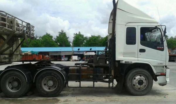 ขายด่วนหัวลากISUZU DECA 320 แรงม้า ปี 50