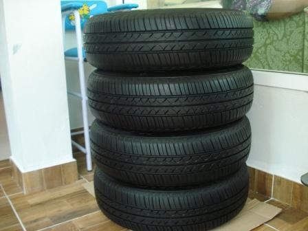 ยาง 165-70-14 ปี 12  4 เส้นสภาพดีดอกหนาๆ