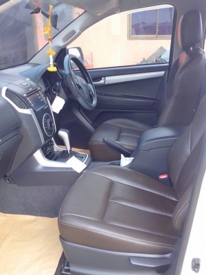 ขายดาวน์ .. ISUZU สนใจติดต่อ 081-6338283 ขายดาวน์ .. ISUZU สนใจติดต่อ 081-6338283