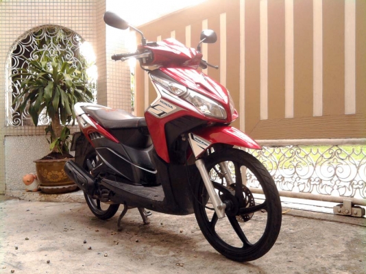 ขออนุญาติขาย Honda CLICK-i ตัว TOP  วิ่ง 8,xxx กิโล โอนให้ฟรีครับ