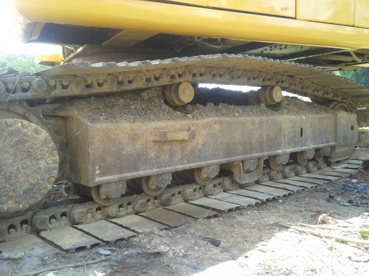 KOMATSU PC200-6 สภาพพร้อมใช้งาน คอลโทลสั้น  รถเจ้าของสาดสีใหม่ 087-2976734