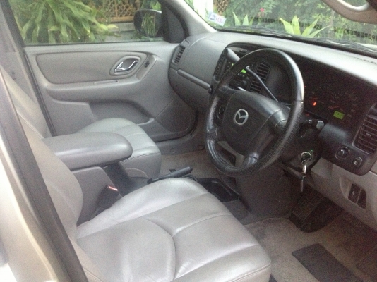 Mazda Tribute เครื่อง v6 ออโต้ ปี 2003