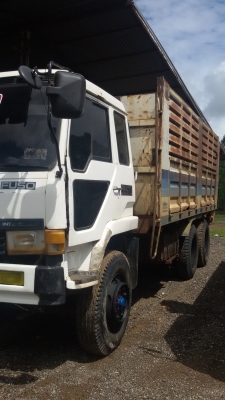 สิบล้อไอ้หลง 2 เพลาดั้ม