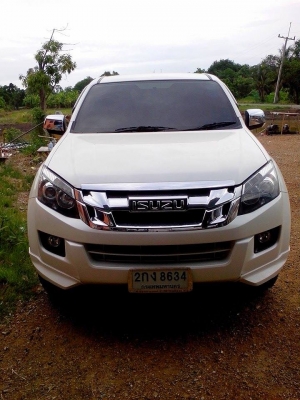 ขายดาวน์ .. ISUZU สนใจติดต่อ 081-6338283 ขายดาวน์ .. ISUZU สนใจติดต่อ 081-6338283