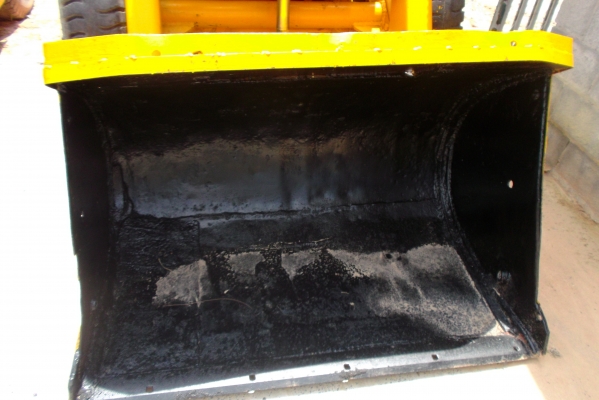 ขายด่วนรถตักล้อยางKOMATSUขาตักแตนสภาพพร้อมใช้งาน