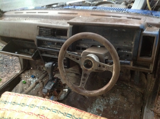 ขาย27,000 รถกะบะนิสสัน บิ๊กเอ็ม เครื่องติดวิ่งได้ปรกติ ขายตามสภาพ (ไม่มีทะเบียน)