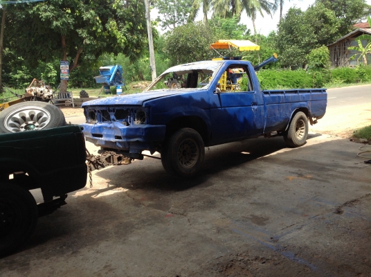 ขาย27,000 รถกะบะนิสสัน บิ๊กเอ็ม เครื่องติดวิ่งได้ปรกติ ขายตามสภาพ (ไม่มีทะเบียน)