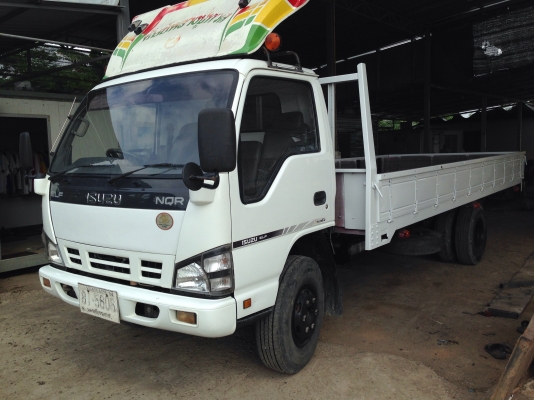 6ล้ออีซูซุNQR/150HPยาว5.50ม.