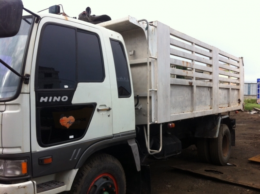 ขายรถ6ล้อดั๊ม สภาพดีมาก พร้อมใช้งาน ขายรถ6ล้อดั๊ม สภาพดีมาก พร้อมใช้งาน