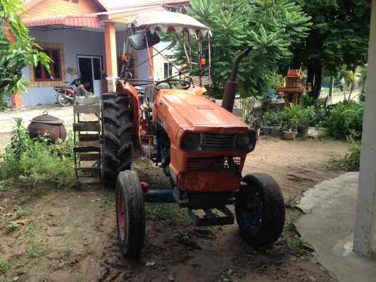 ขายรถไถ kubota l3001 มีภาพวีดีโอ เครื่องดี 4 สูบไฮดรอลิกดี ยางหลัง ใหม่ อปกรณ์ ผานหลัง รถสภาพพร้อมใช ขายรถไถ kubota l3001 มีภาพวีดีโอ เครื่องดี 4 สูบไฮดรอลิกดี ยางหลัง ใหม่ อปกรณ์ ผานหลัง รถสภาพพร้อมใช