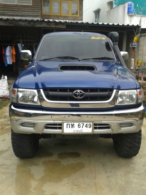 TOYOTA SportCruiser 4WD 2500CC.